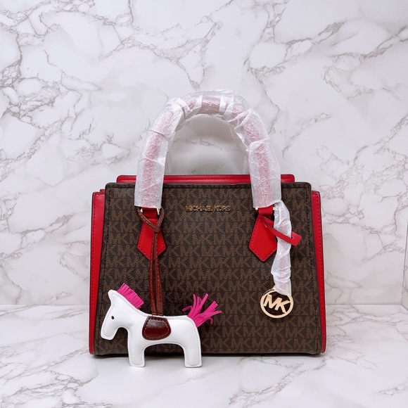 Michael Kors Handbags - Michael Kors Hope Medium Messenger